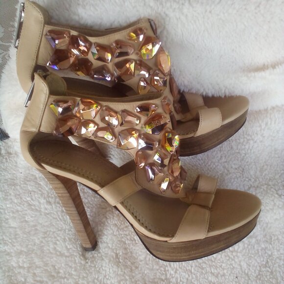 👜🕶Jean-Michel Cazabat Crystal Embellished Platform Heels Nude Size:7 - Picture 7 of 14